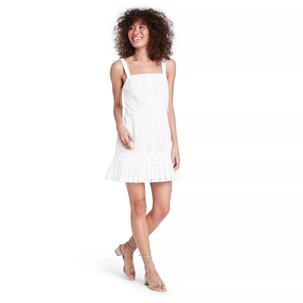 Alexis for Target White Eyelet Sleevless Pleated Mini Dress Ruffle Summer Casual